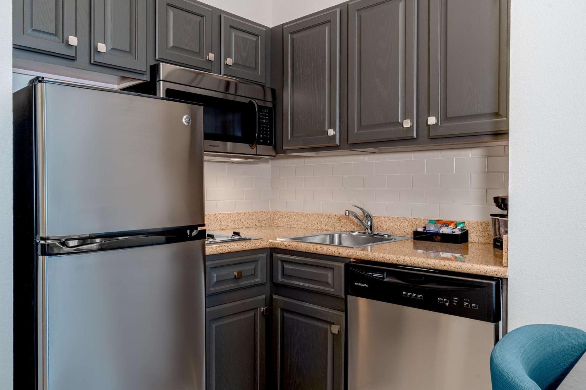 Homewood Suites By Hilton Eatontown Buitenkant foto