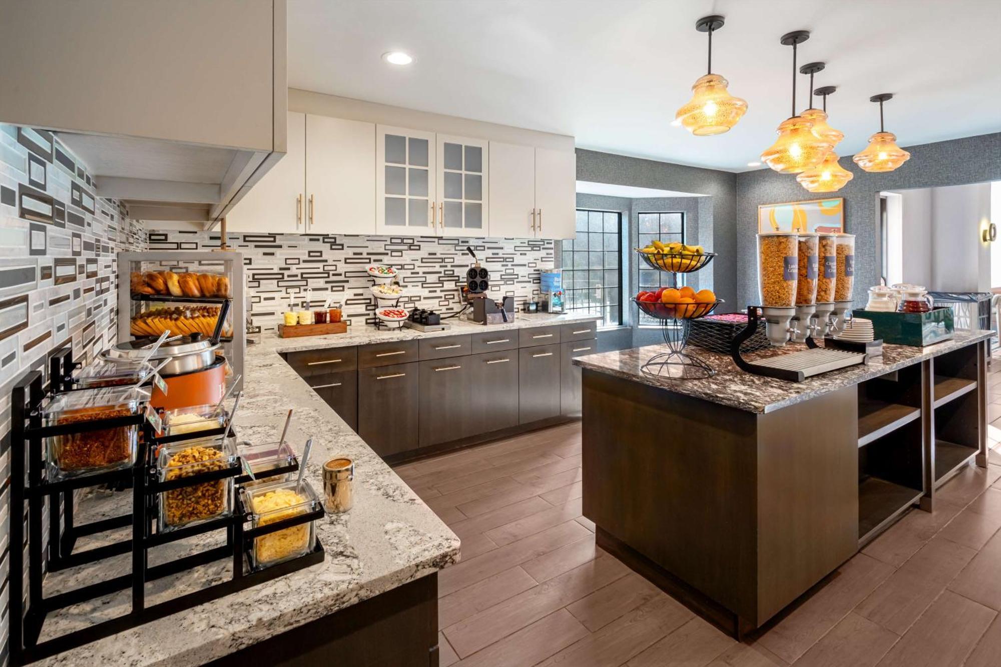 Homewood Suites By Hilton Eatontown Buitenkant foto