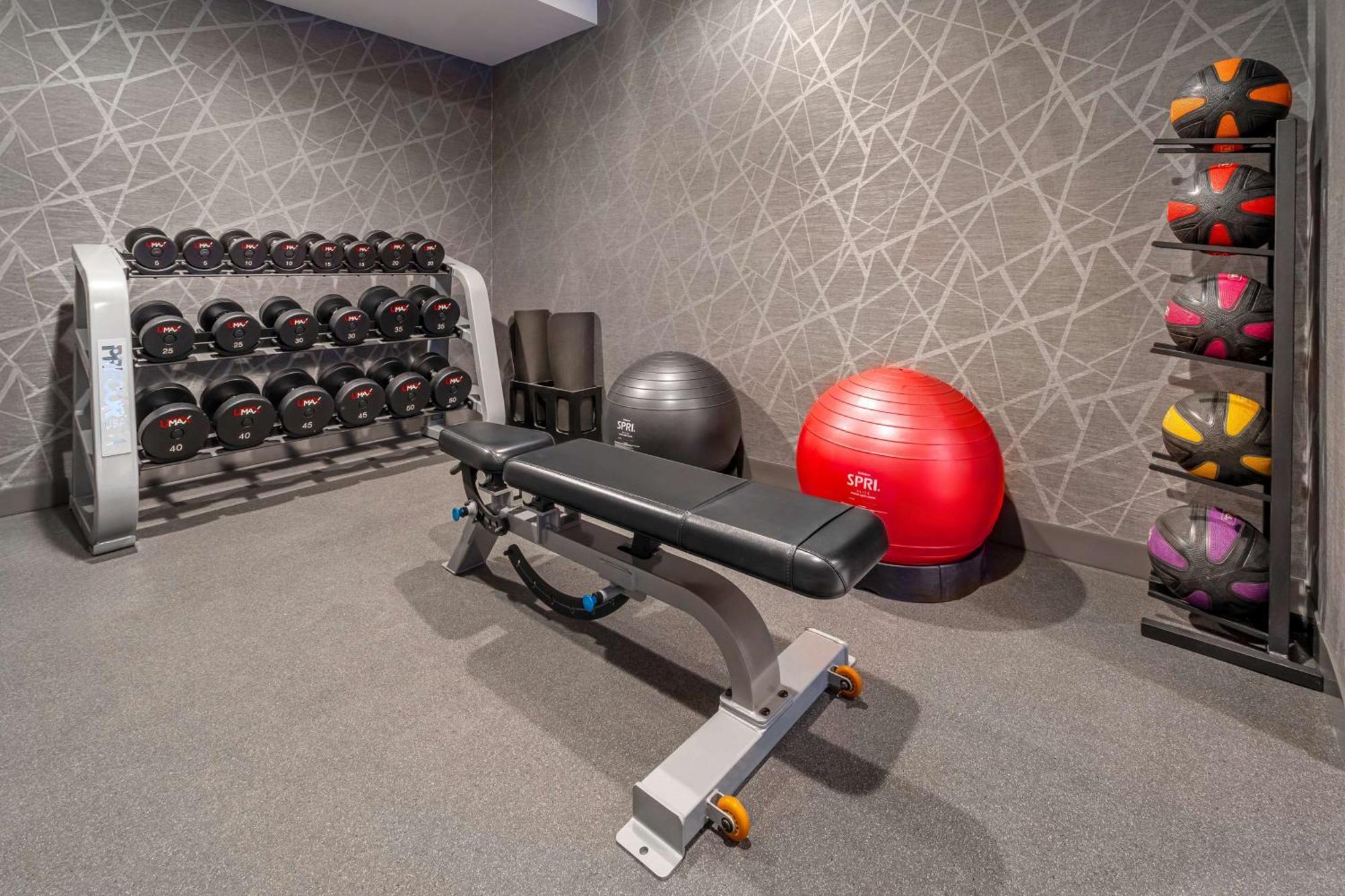 Homewood Suites By Hilton Eatontown Buitenkant foto
